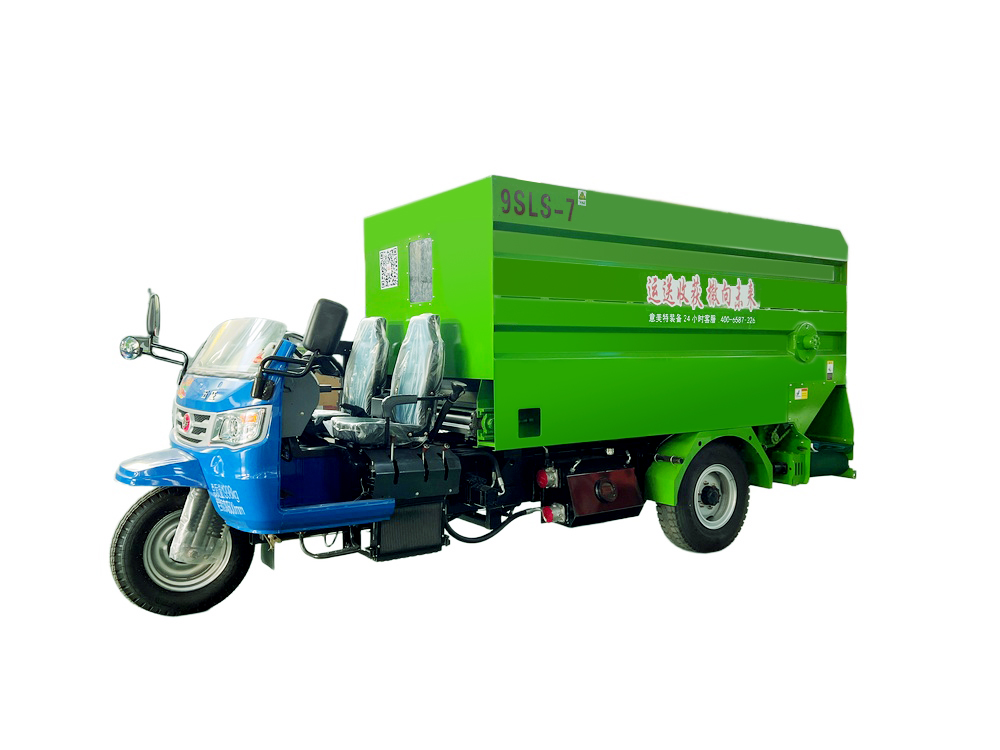 三轮撒料车4.jpg